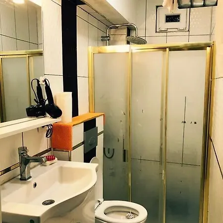 New 52 * Istanbul